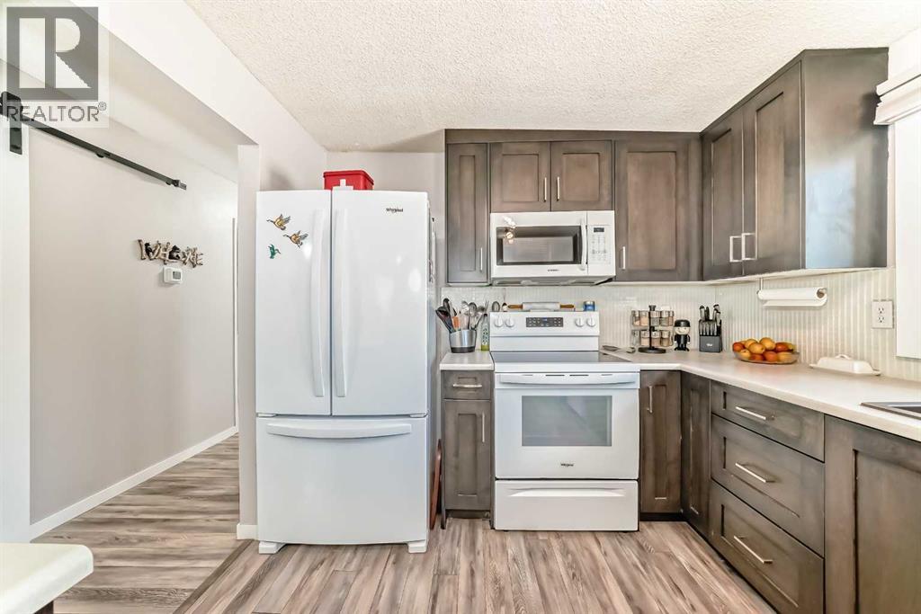 524 23 Avenue Ne, Calgary, Alberta  T2E 1W2 - Photo 4 - A2302112