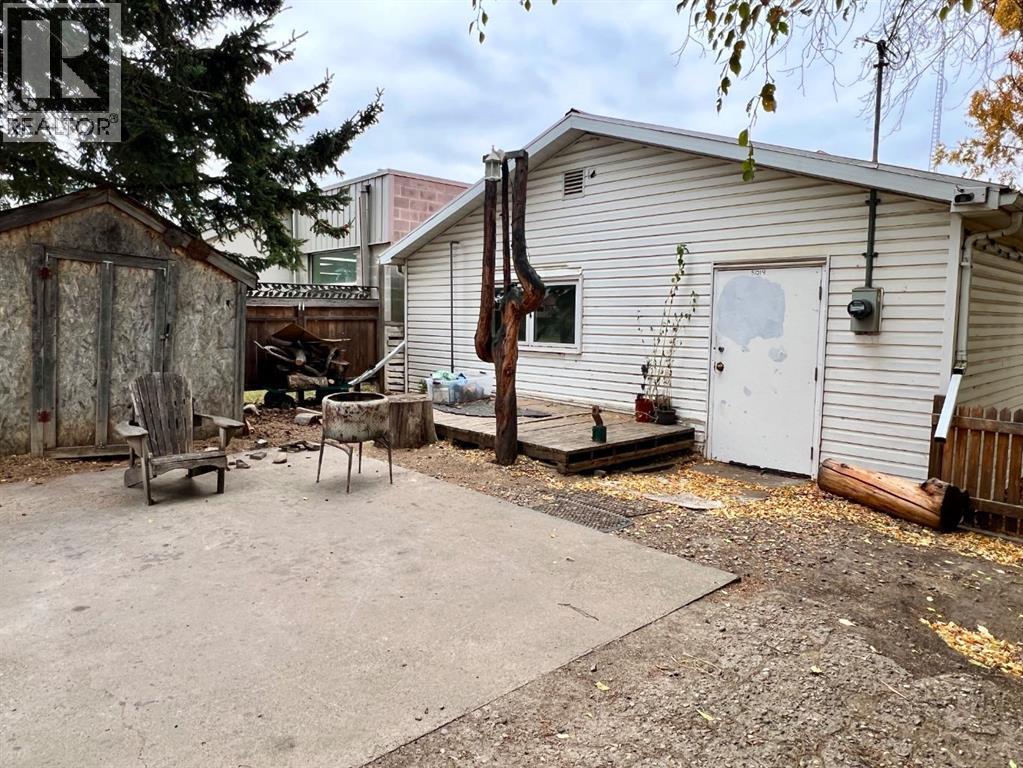 5019 50 Avenue, Caroline, Alberta  T0M 0M0 - Photo 13 - A2303385