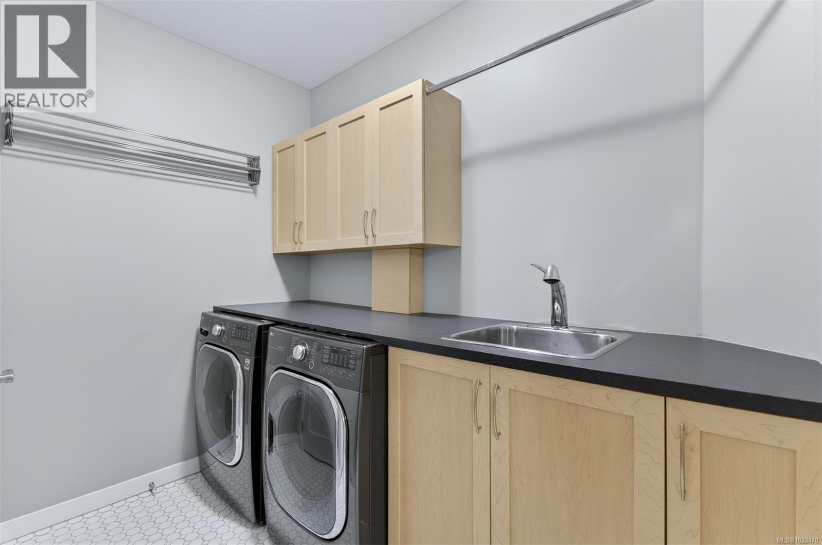 5676 Muggies Way, Nanaimo, British Columbia  V9V 1W2 - Photo 46 - 1033470