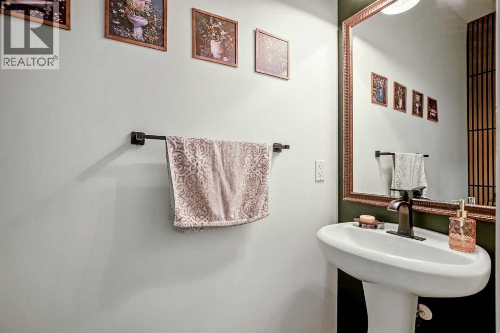 102 Cimarron Vista Crescent, Okotoks, Alberta  T1S 0K2 - Photo 6 - A2302943