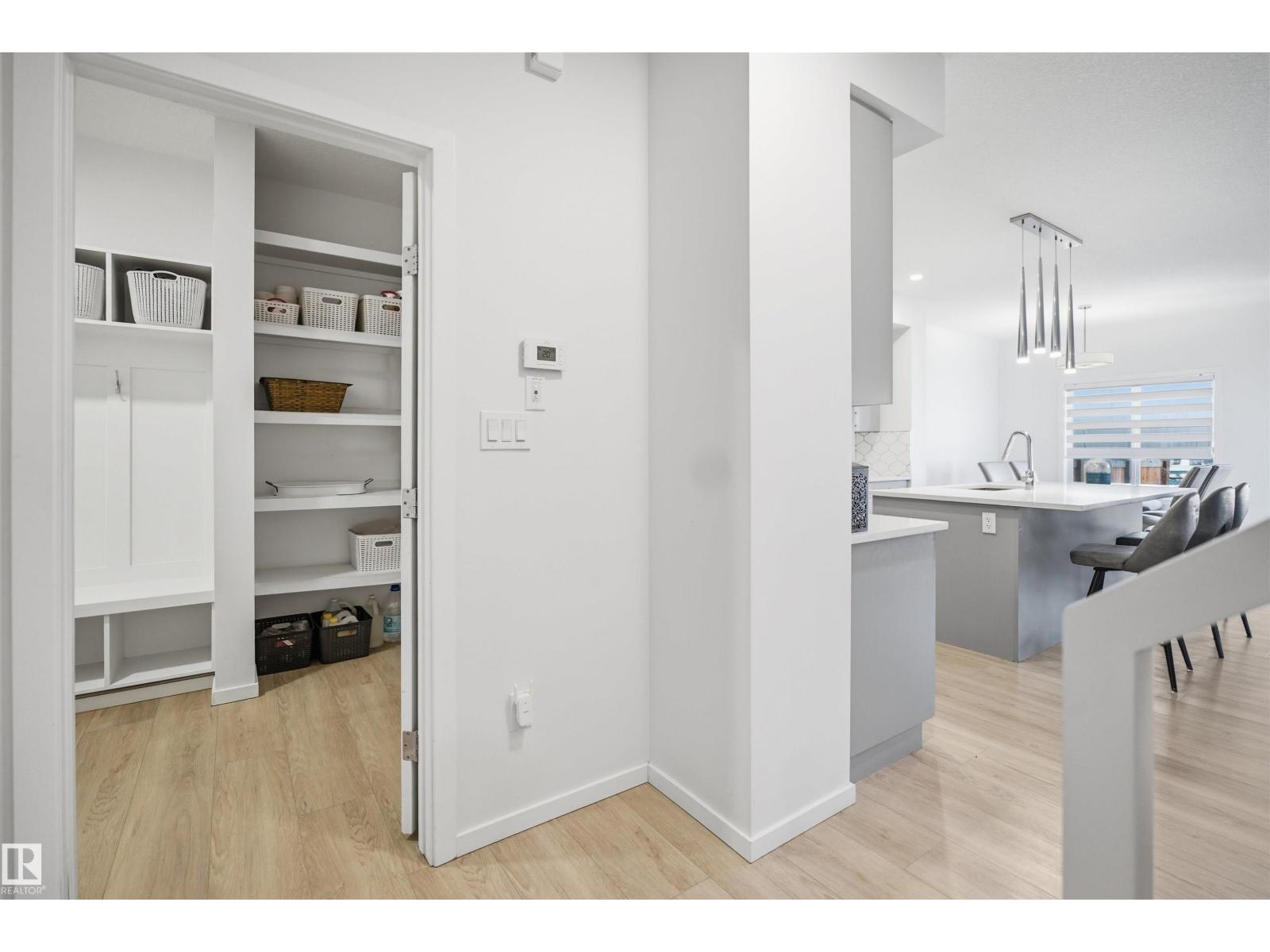 7782 174a Av Nw, Edmonton, Alberta  T5Z 0W5 - Photo 9 - E4484273