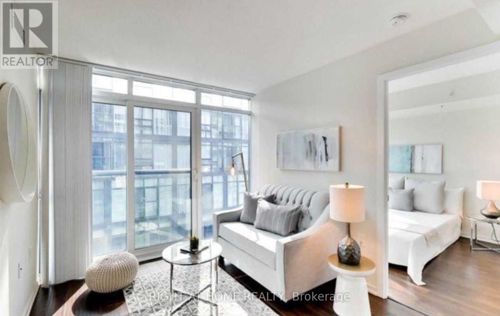 1706W - 36 LISGAR STREET, Toronto, Ontario