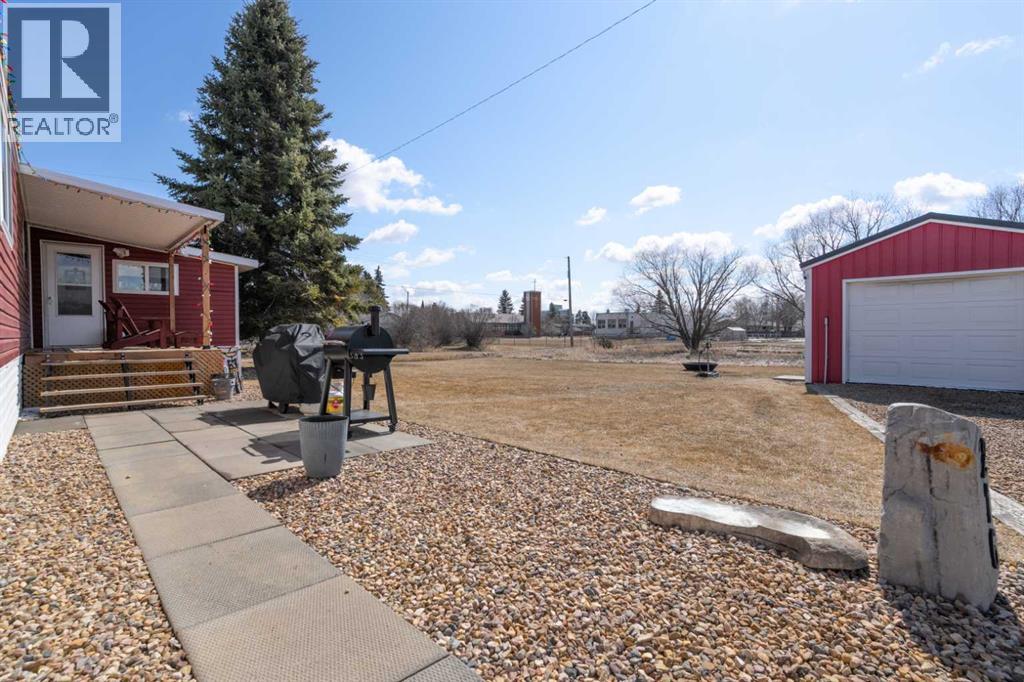 216 King Street, Bawlf, Alberta  T0B 0J0 - Photo 28 - A2303054