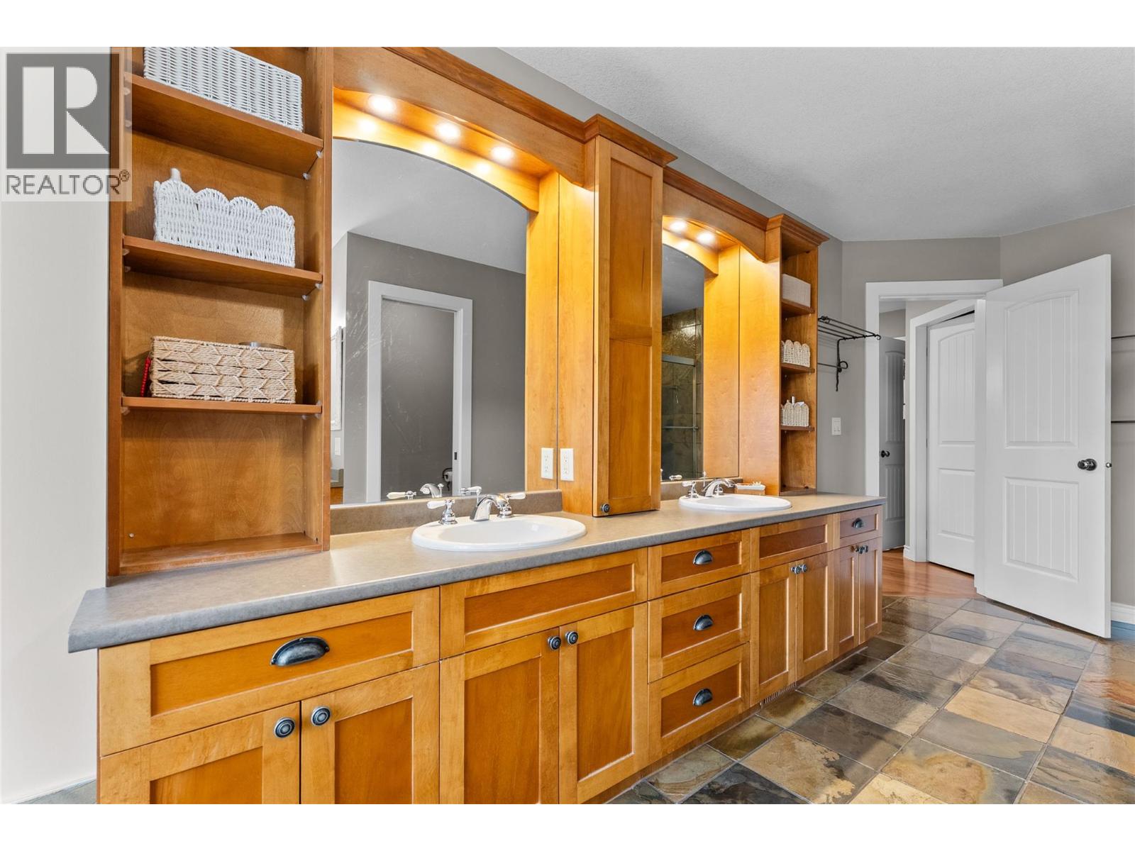 4140 Seddon Road, Kelowna, British Columbia  V1W 4C9 - Photo 23 - 10378035