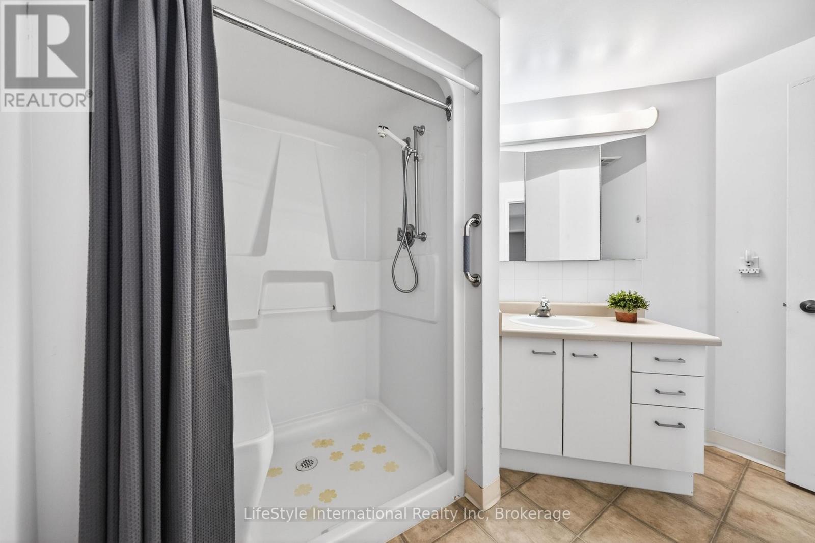 209 - 208 Silvercreek Parkway N, Guelph, Ontario  N1H 8H2 - Photo 20 - X13044846