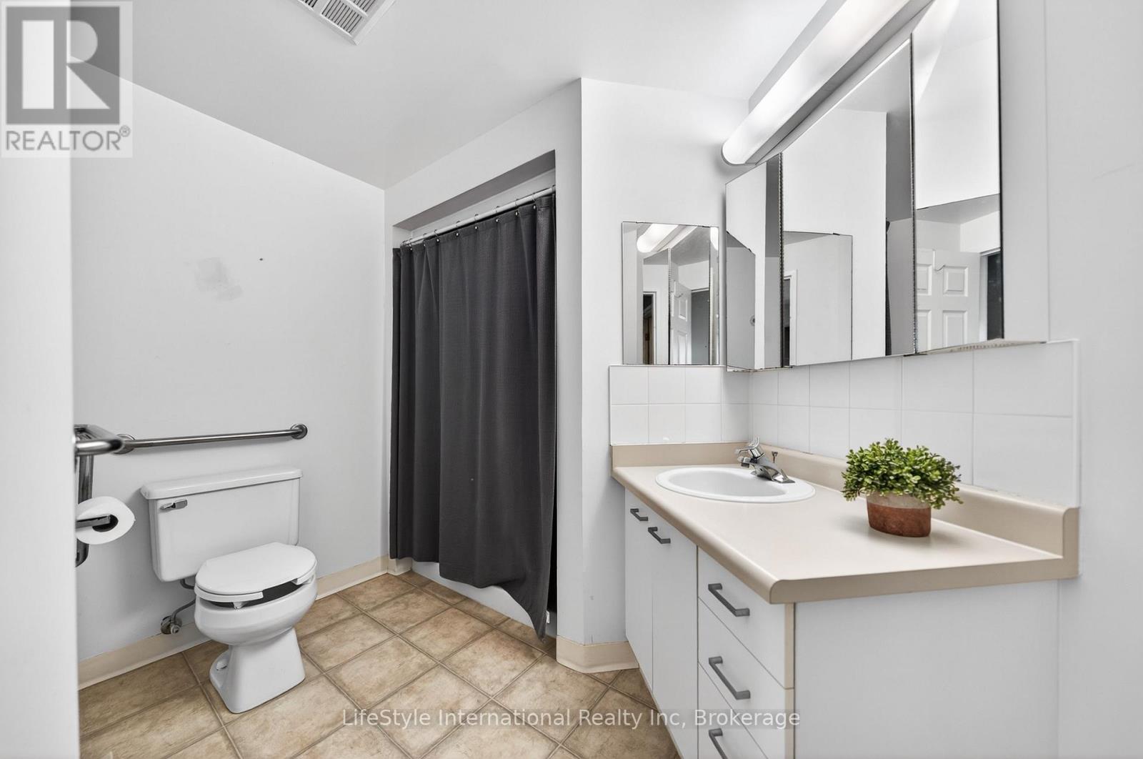 209 - 208 Silvercreek Parkway N, Guelph, Ontario  N1H 8H2 - Photo 19 - X13044846