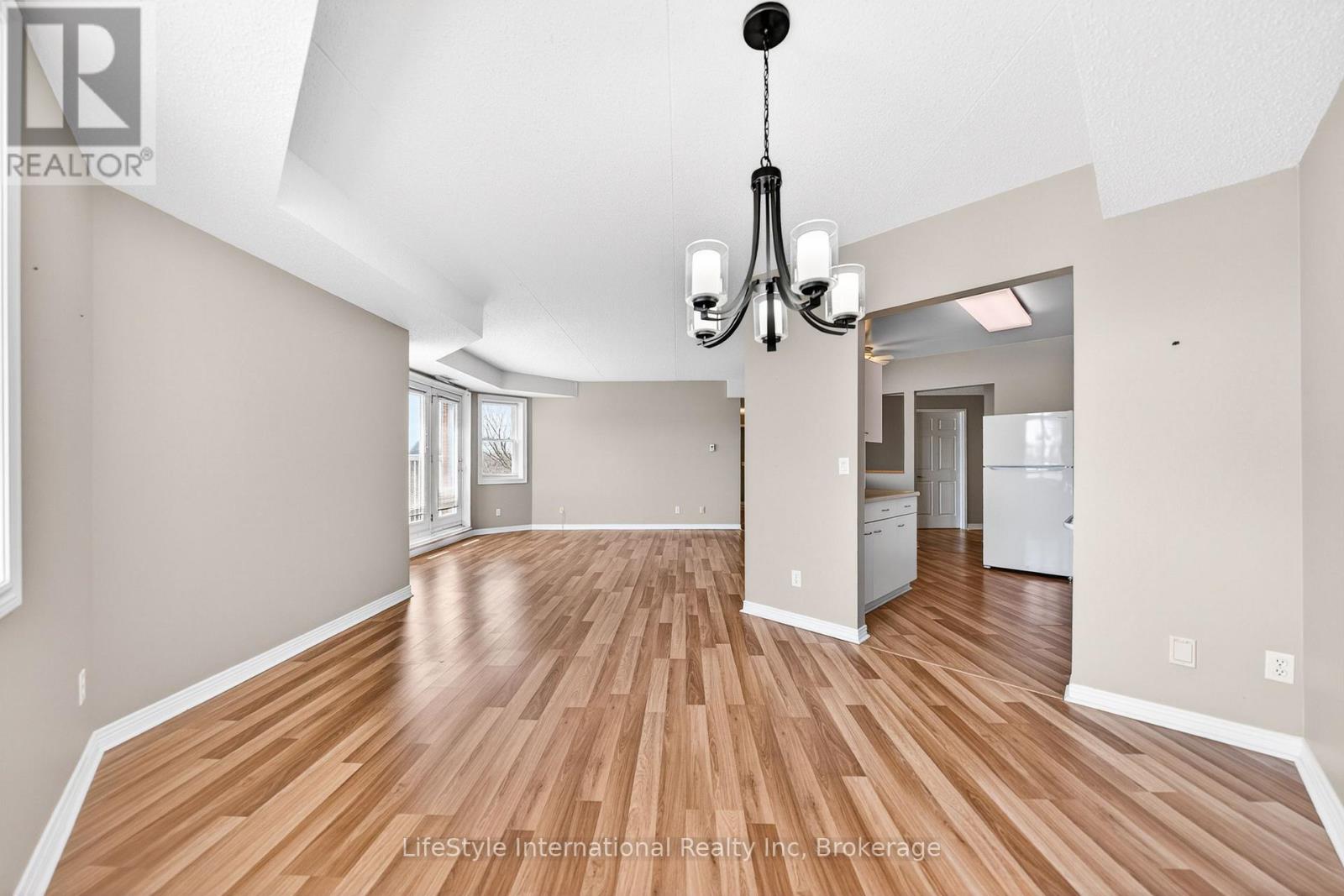 209 - 208 Silvercreek Parkway N, Guelph, Ontario  N1H 8H2 - Photo 6 - X13044846