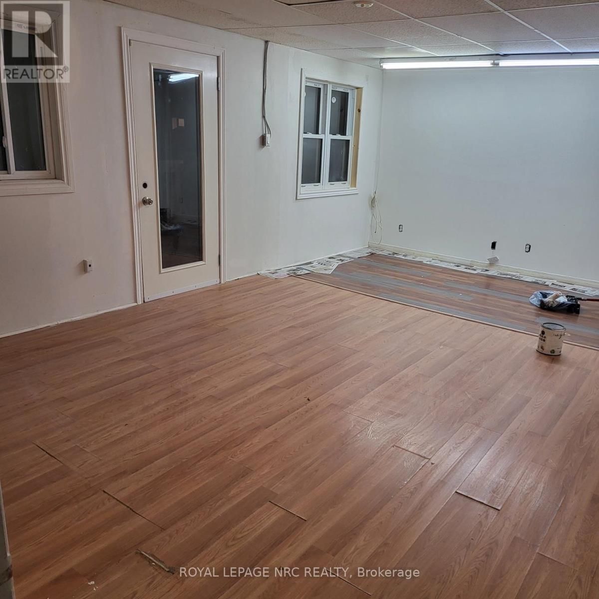 3 - 74 Queens Circle, Fort Erie, Ontario  L0S 1B0 - Photo 5 - X12588838