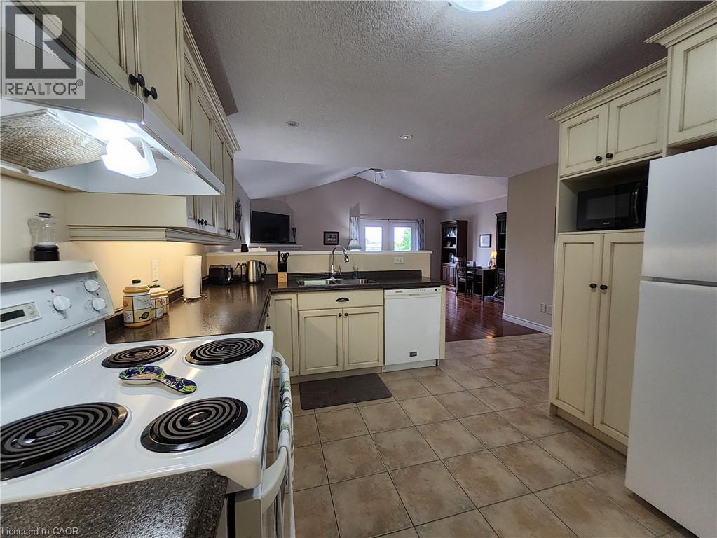 39 Driftwood Drive, Simcoe, Ontario  N3Y 0A3 - Photo 7 - 40823087