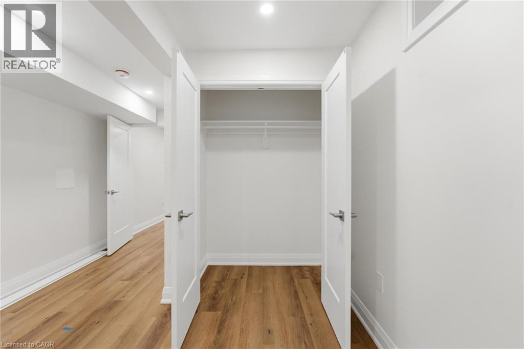 187 Oak Avenue Unit# Lower, Hamilton, Ontario  L8L 5M9 - Photo 11 - 40815852