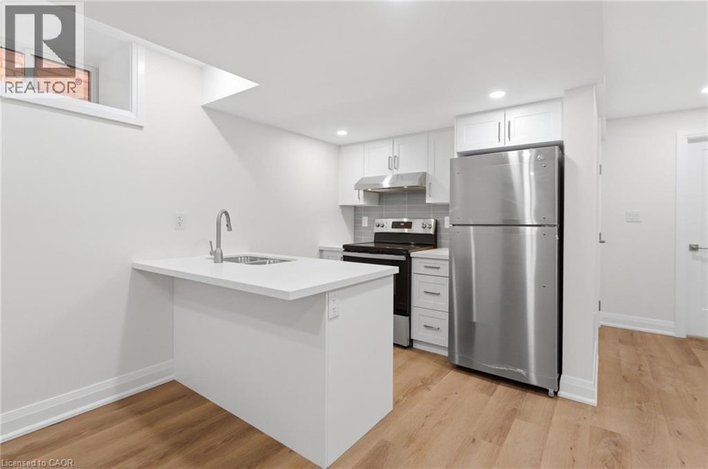 187 Oak Avenue Unit# Lower, Hamilton, Ontario  L8L 5M9 - Photo 3 - 40815852