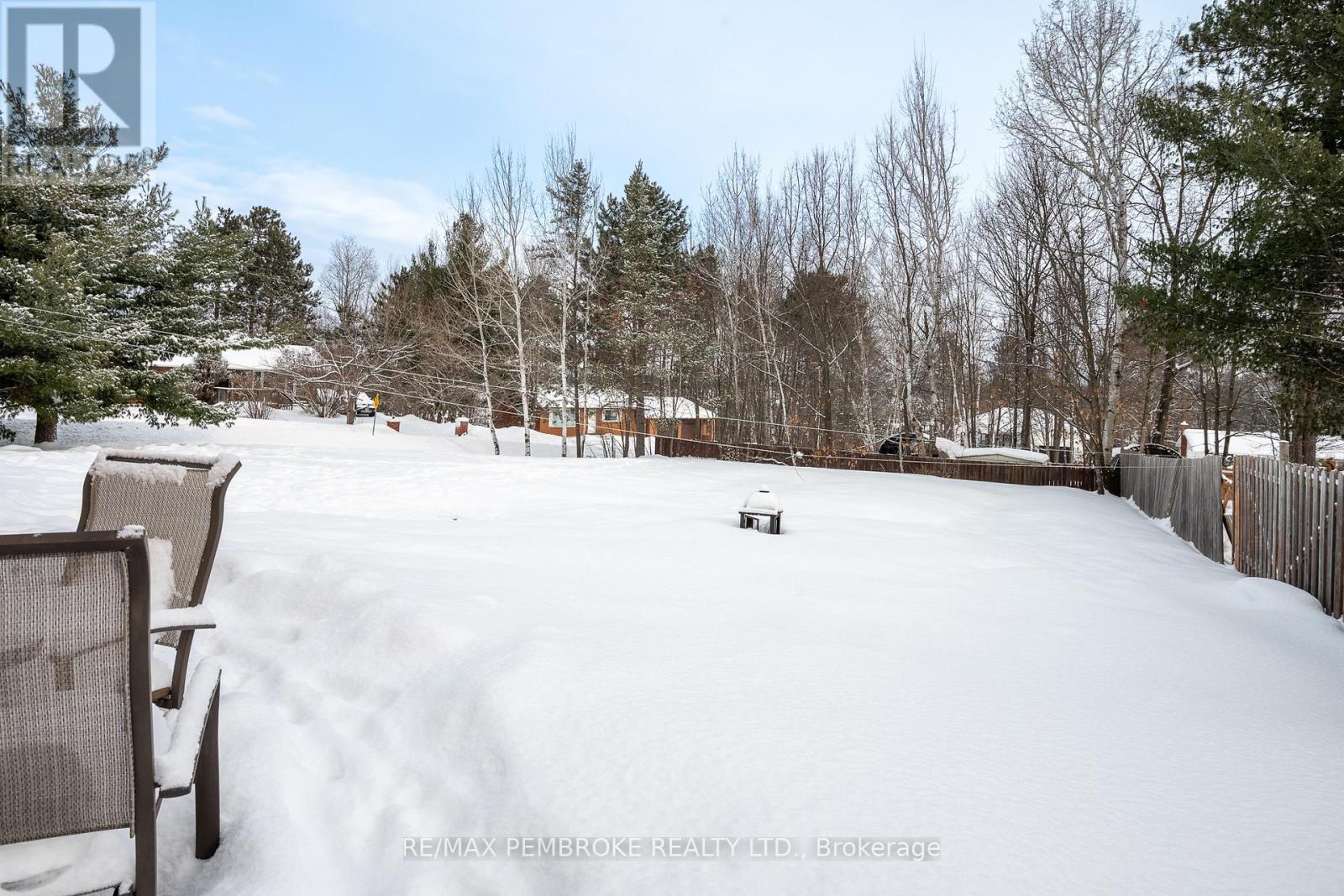 22&24 Hoffman Street, Petawawa, Ontario  K8A 2J5 - Photo 44 - X12878968