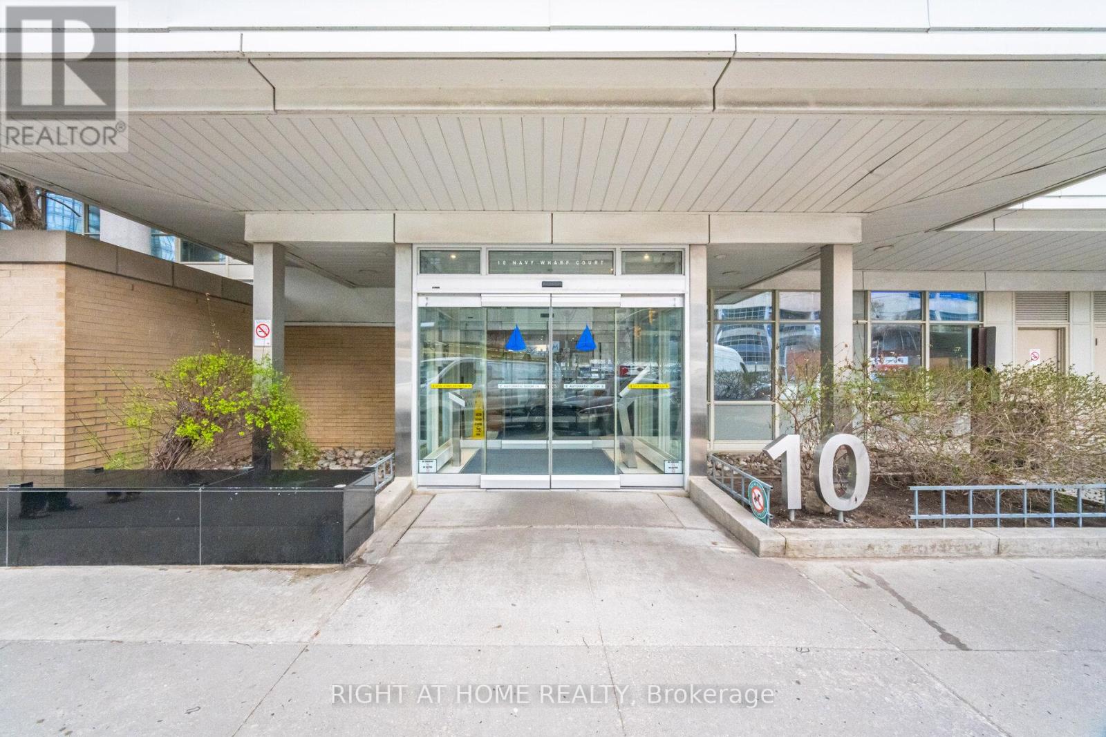 2107 - 10 Navy Warf Court, Toronto, Ontario  M5V 3V2 - Photo 2 - C13045310