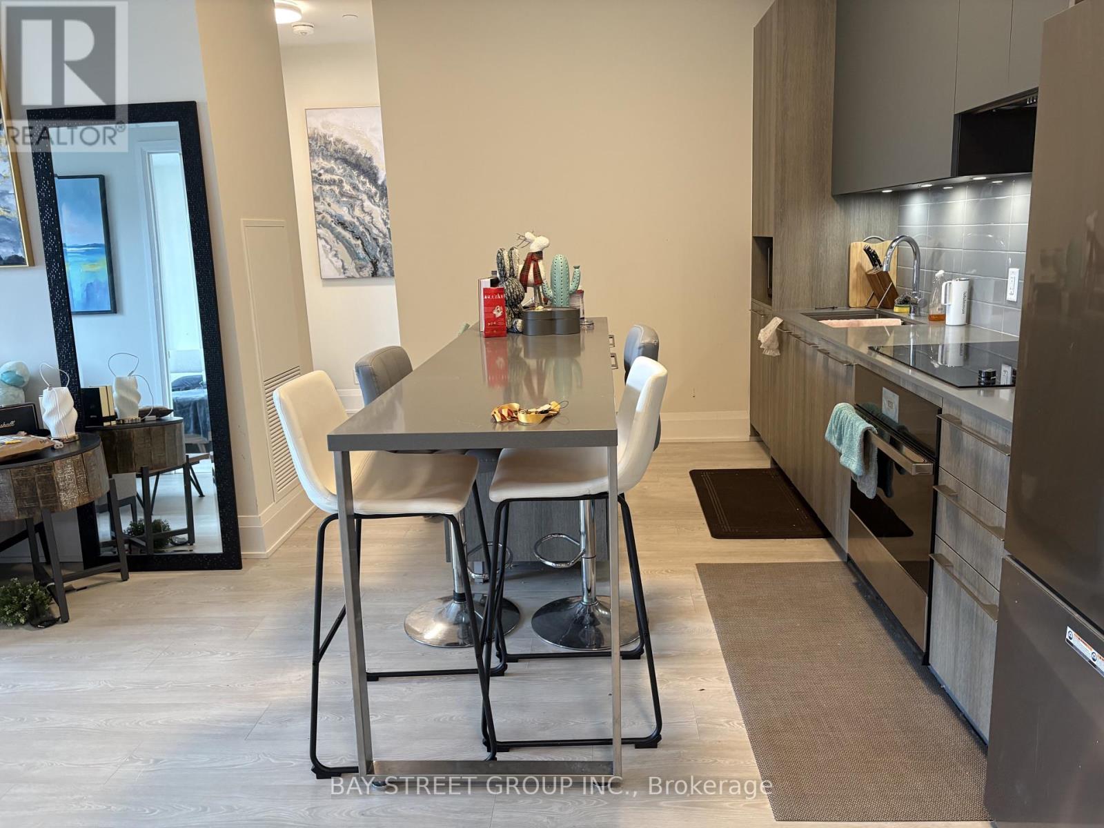 105 - 8 Water Walk, Markham, Ontario  L3R 6L4 - Photo 6 - N13045304