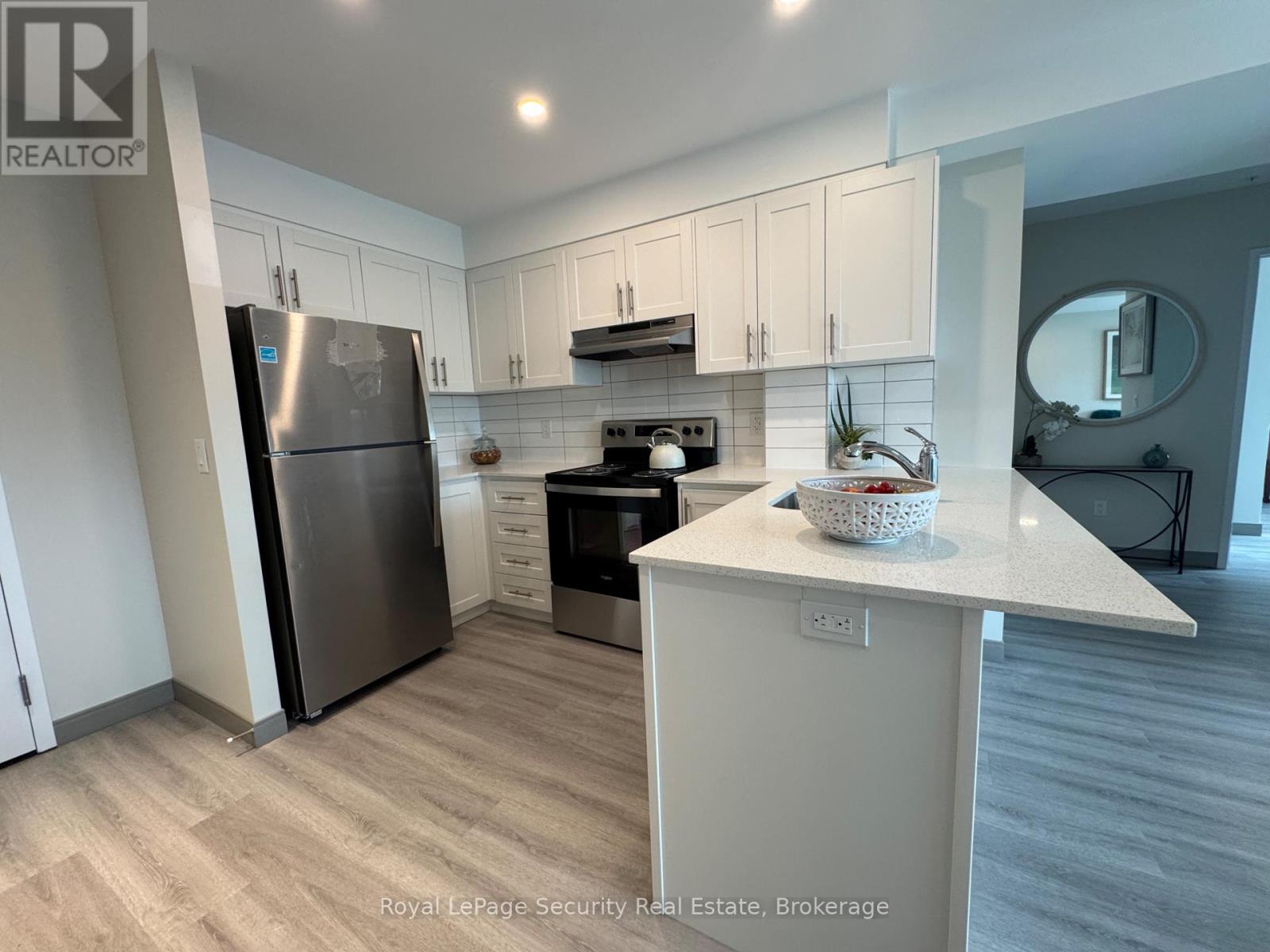 514 - 1015 Innisfil Beach Road, Innisfil, Ontario  L9S 1T3 - Photo 6 - N13045328