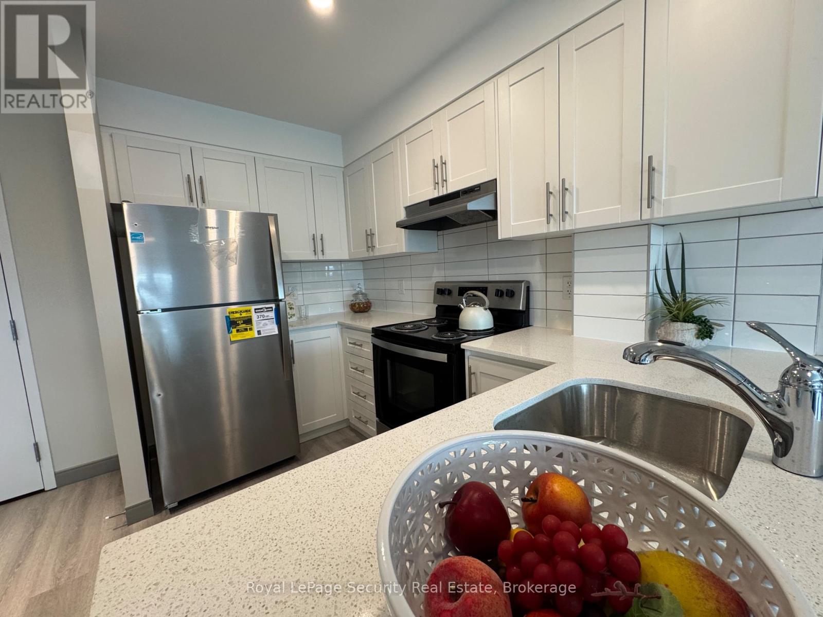 514 - 1015 Innisfil Beach Road, Innisfil, Ontario  L9S 1T3 - Photo 7 - N13045328