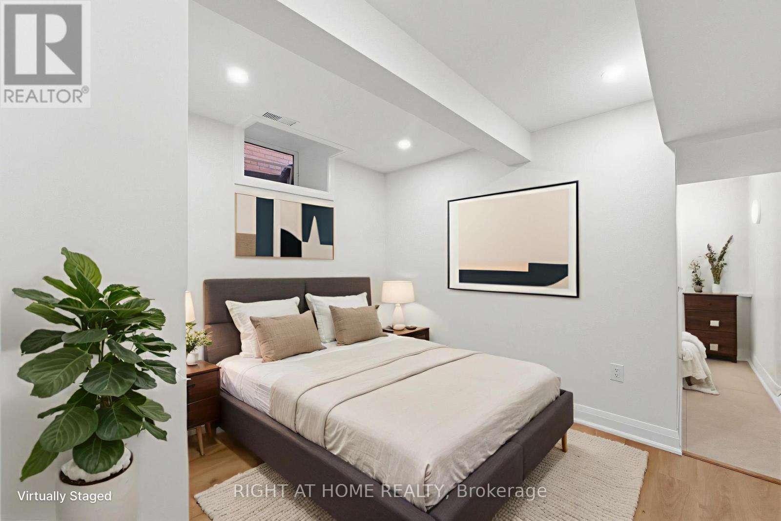 Lower - 187 Oak Avenue, Hamilton, Ontario  L8L 5M9 - Photo 7 - X12932708