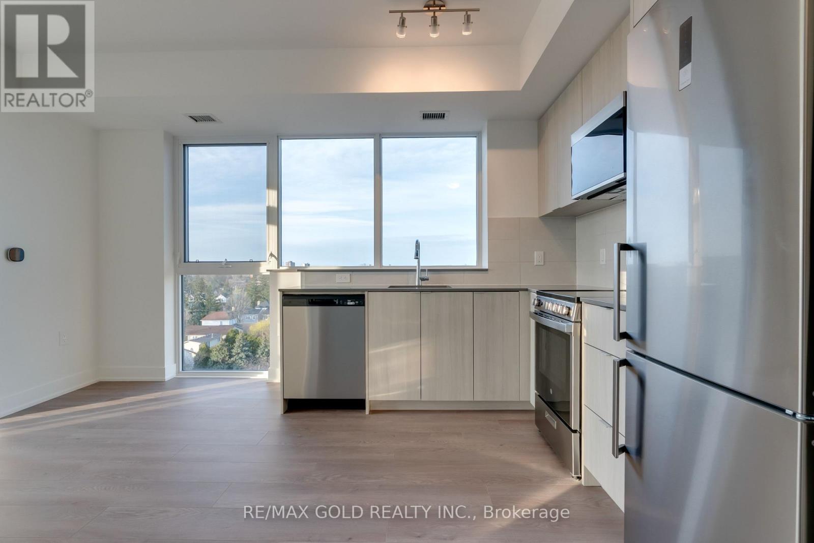 803 - 2088 James Street, Burlington, Ontario  L7R 0H2 - Photo 13 - W13045326