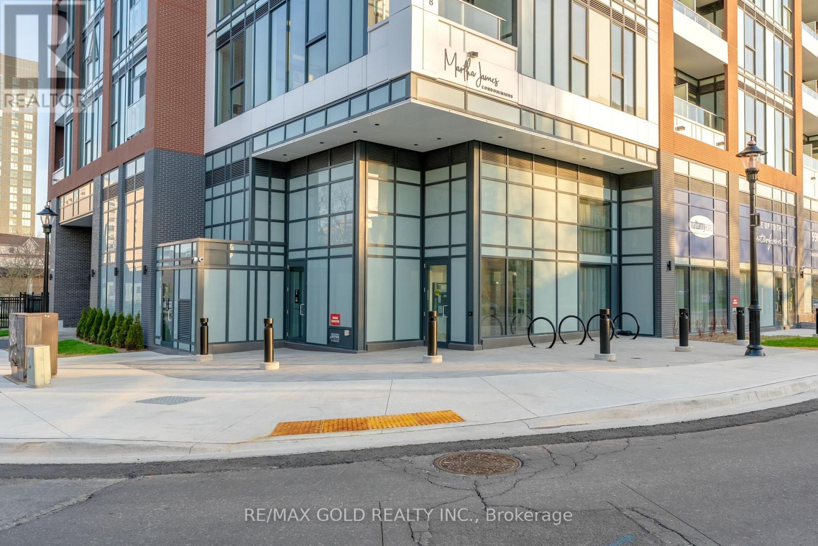 803 - 2088 James Street, Burlington, Ontario  L7R 0H2 - Photo 3 - W13045326