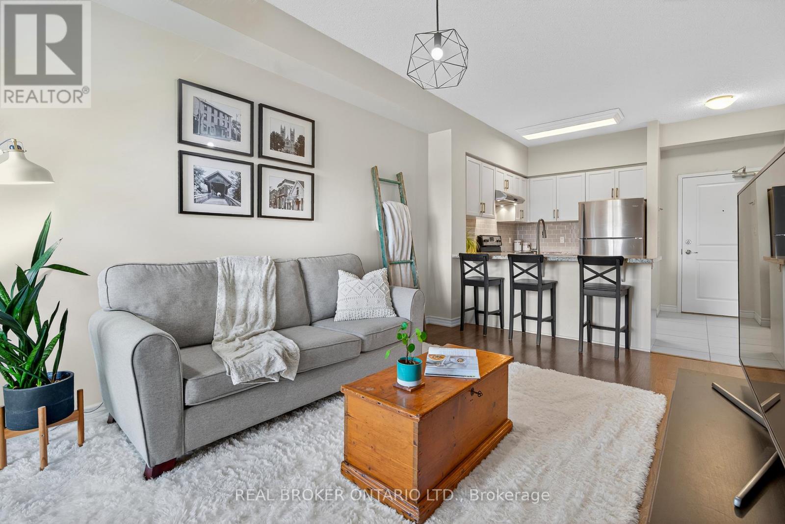 403 - 1083 GORDON STREET, Guelph, Ontario