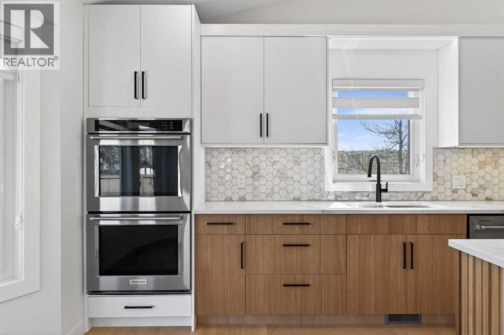 42 Sunvista Crescent Se, Calgary, Alberta  T2X 3G2 - Photo 12 - A2302693