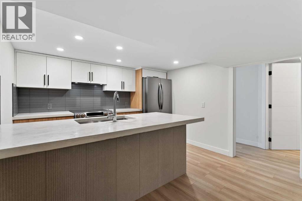 42 Sunvista Crescent Se, Calgary, Alberta  T2X 3G2 - Photo 35 - A2302693