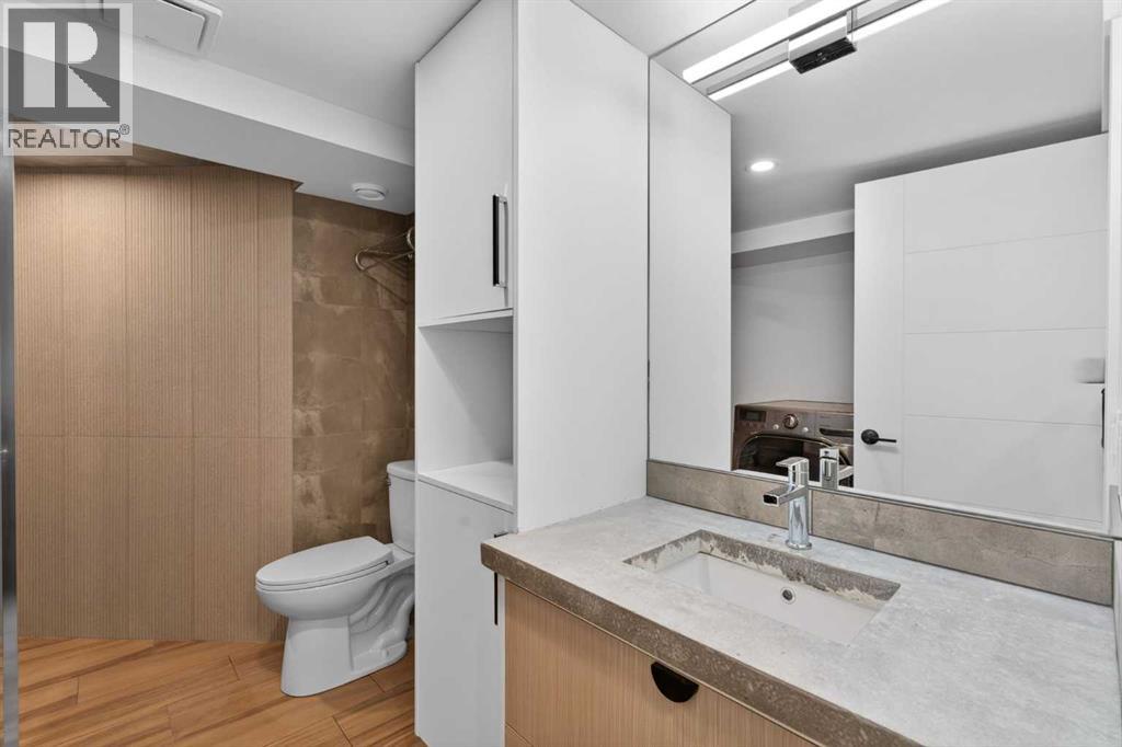 42 Sunvista Crescent Se, Calgary, Alberta  T2X 3G2 - Photo 36 - A2302693