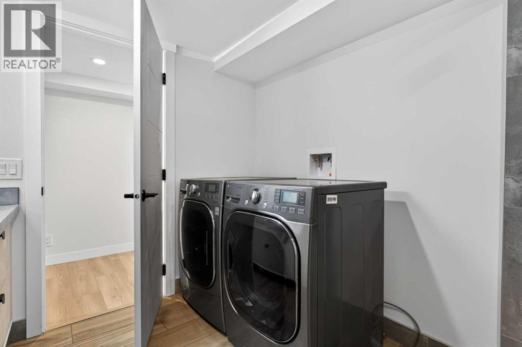 42 Sunvista Crescent Se, Calgary, Alberta  T2X 3G2 - Photo 38 - A2302693