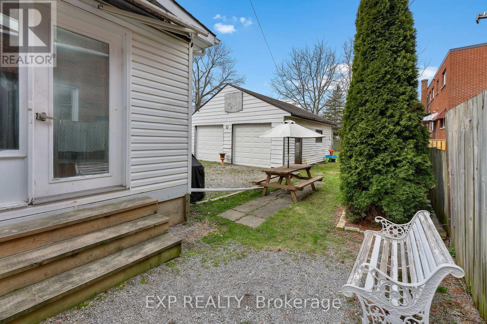 4725 Third Avenue, Niagara Falls, Ontario  L2E 4L7 - Photo 26 - X12989640