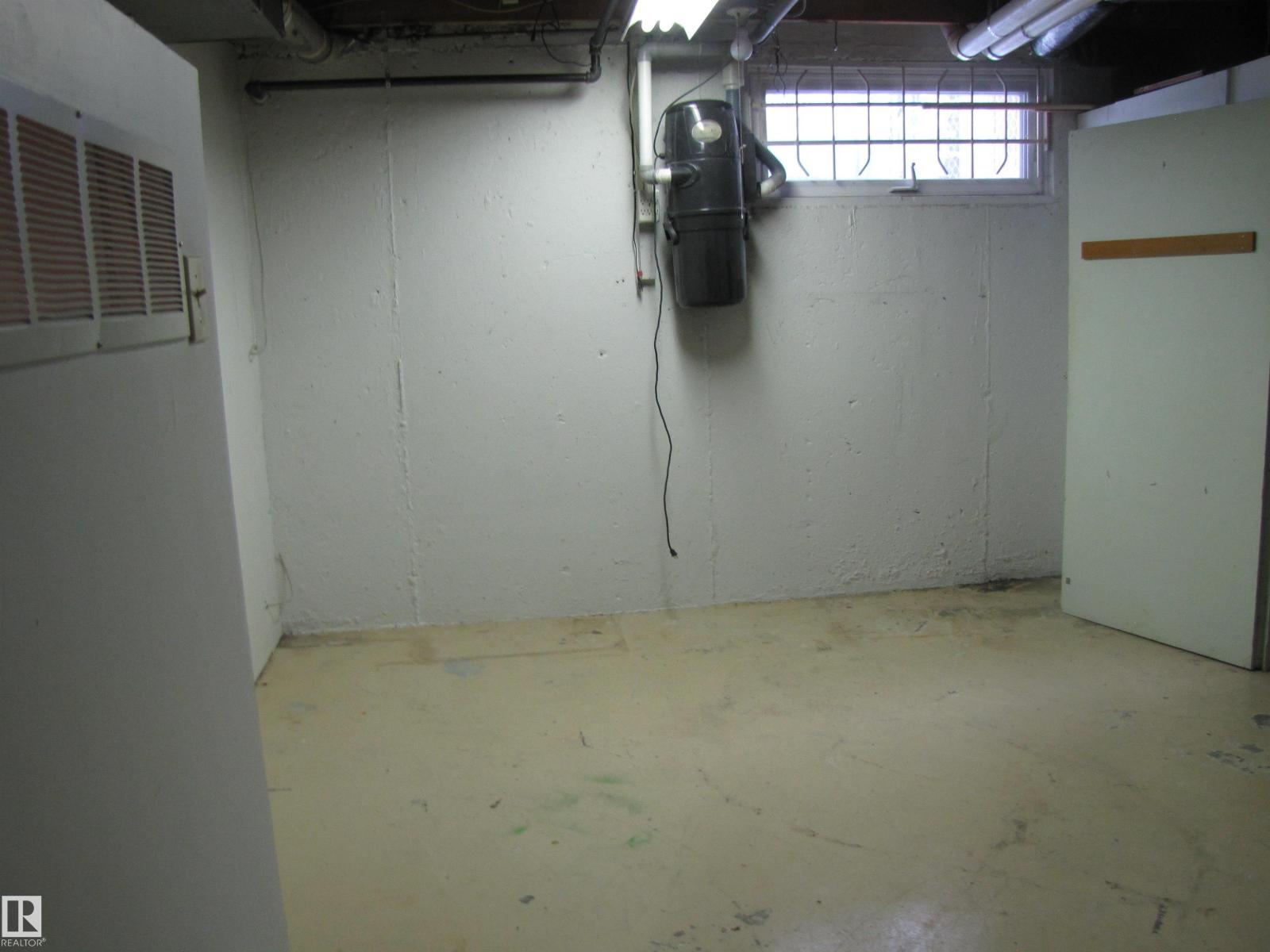 7135 87 St Nw, Edmonton, Alberta  T6G 3G1 - Photo 23 - E4484240