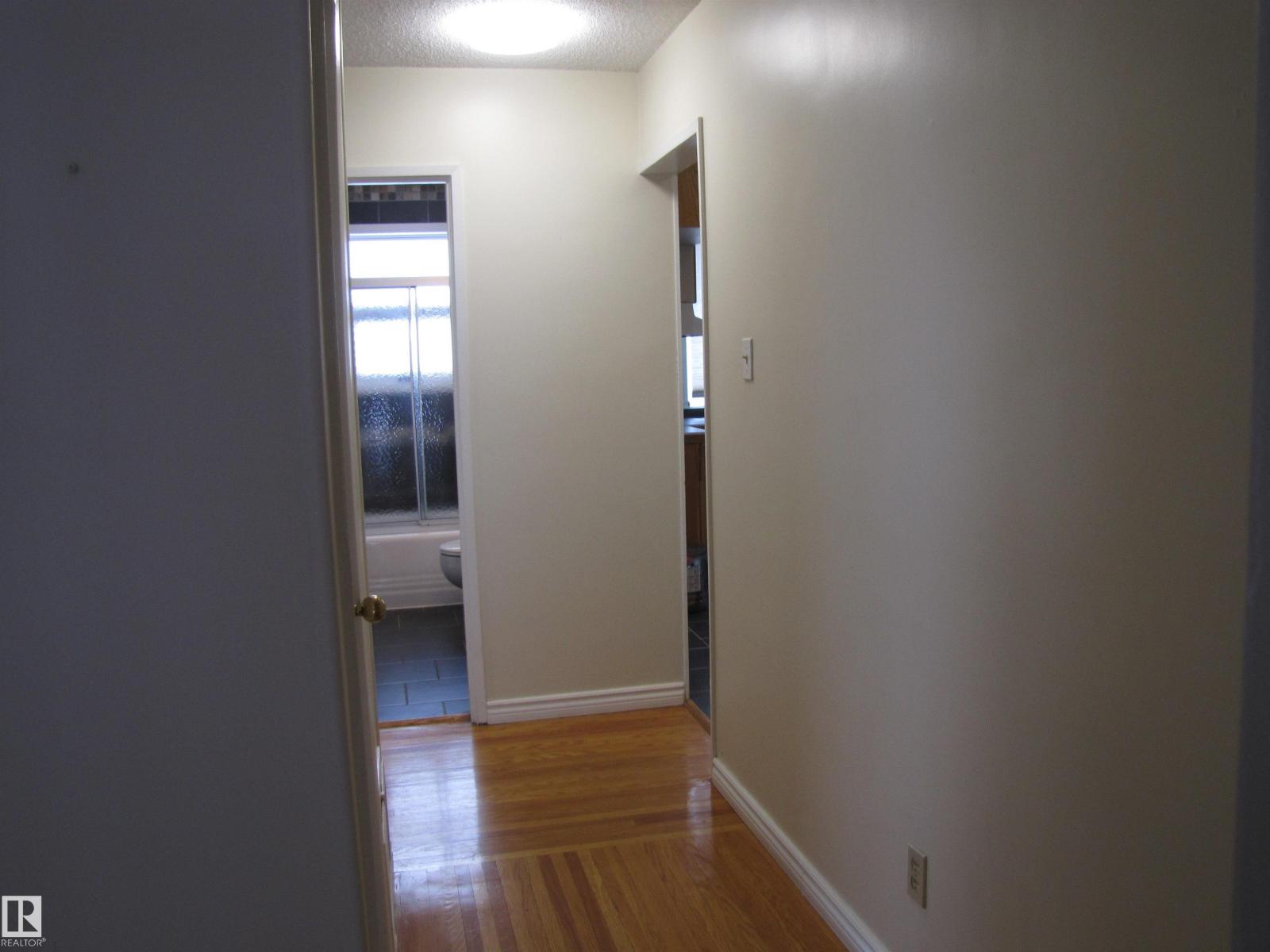 7135 87 St Nw, Edmonton, Alberta  T6G 3G1 - Photo 9 - E4484240