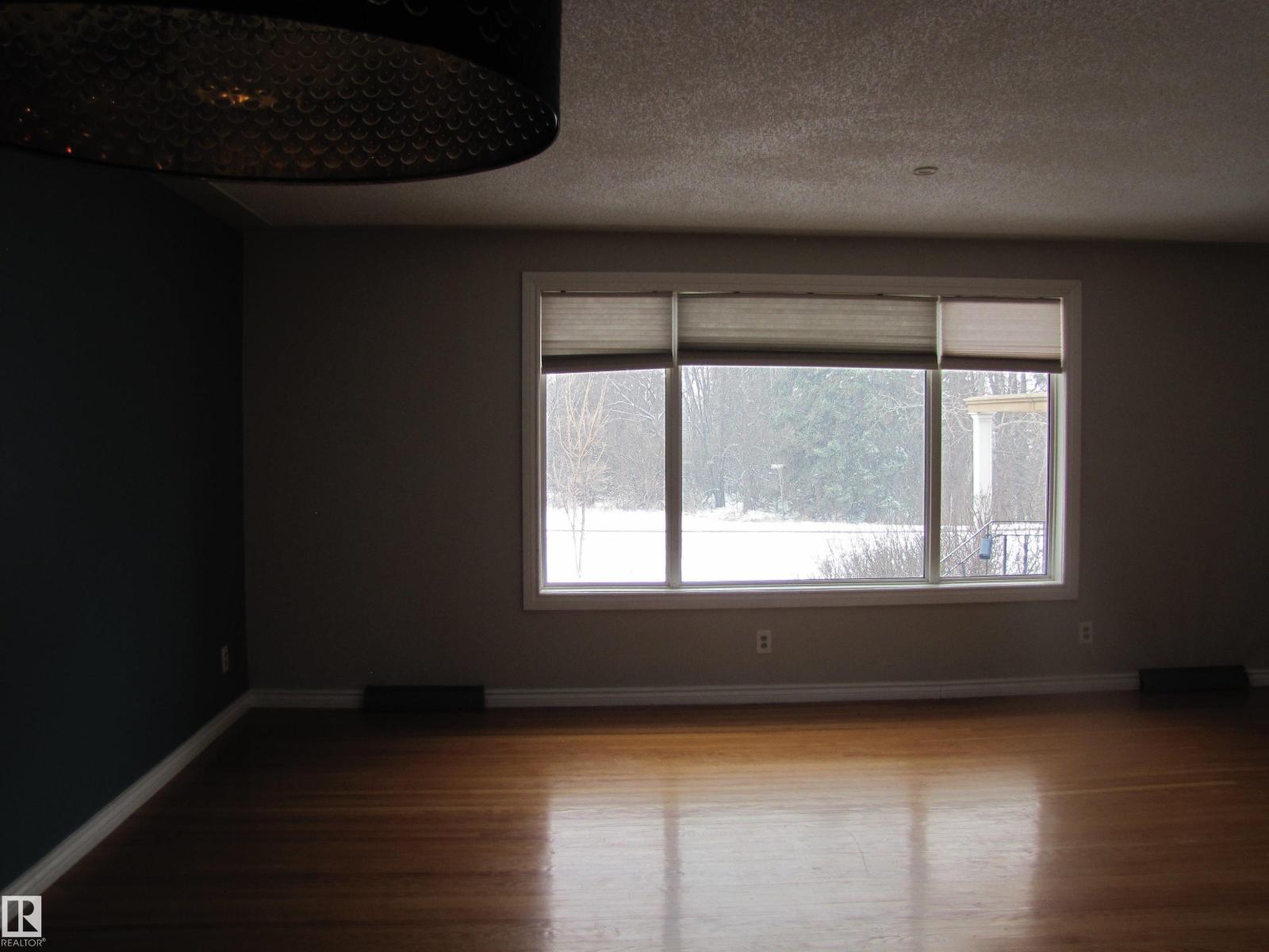 7135 87 St Nw, Edmonton, Alberta  T6G 3G1 - Photo 8 - E4484240