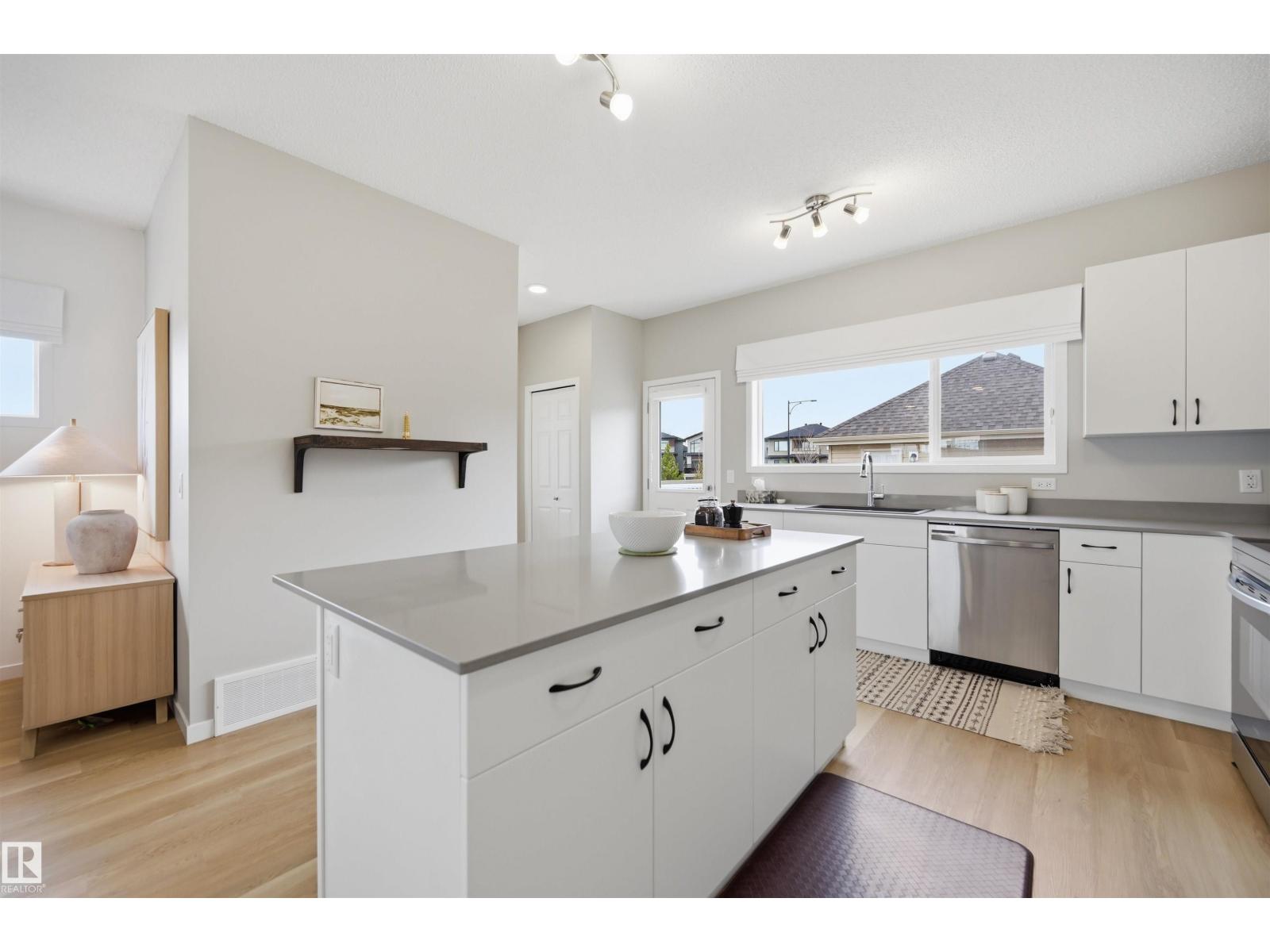 9496 Colak Ln Sw, Edmonton, Alberta  T6W 3Y8 - Photo 13 - E4484278