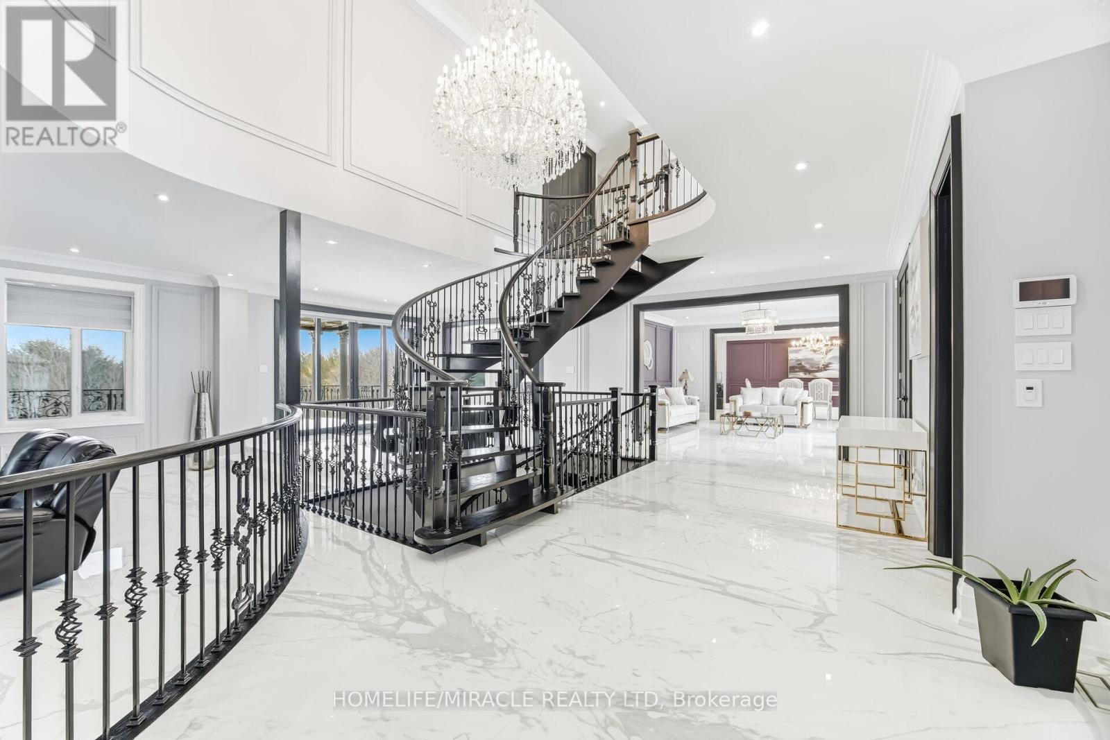 56 Orico Court, Vaughan, Ontario  L4H 3N5 - Photo 7 - N12812868