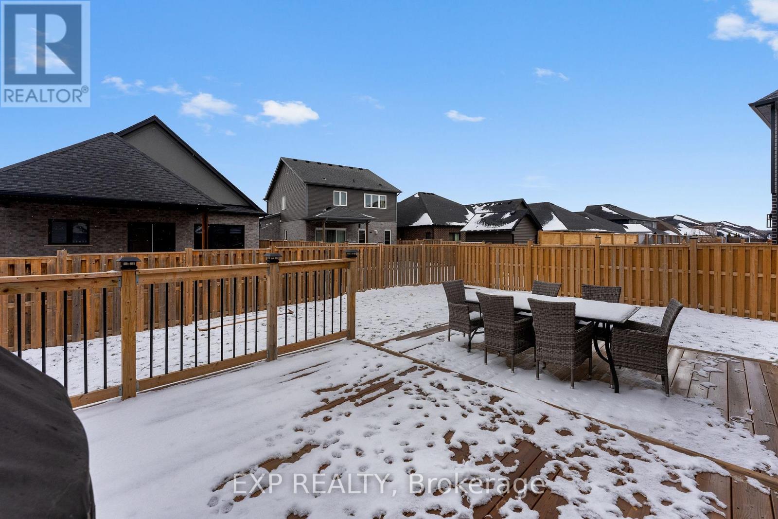 153 Susan Drive, Pelham, Ontario  L3E 0B2 - Photo 38 - X12996034