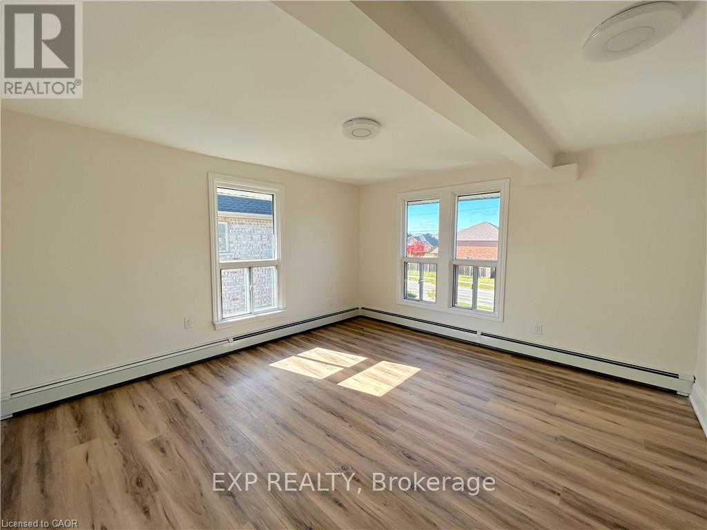 Upper - 526 Fifty Road, Hamilton, Ontario  L8E 5T4 - Photo 12 - X13045332