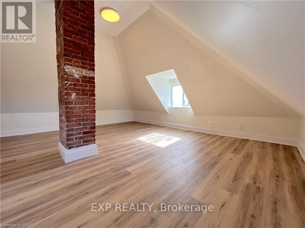 Upper - 526 Fifty Road, Hamilton, Ontario  L8E 5T4 - Photo 32 - X13045332