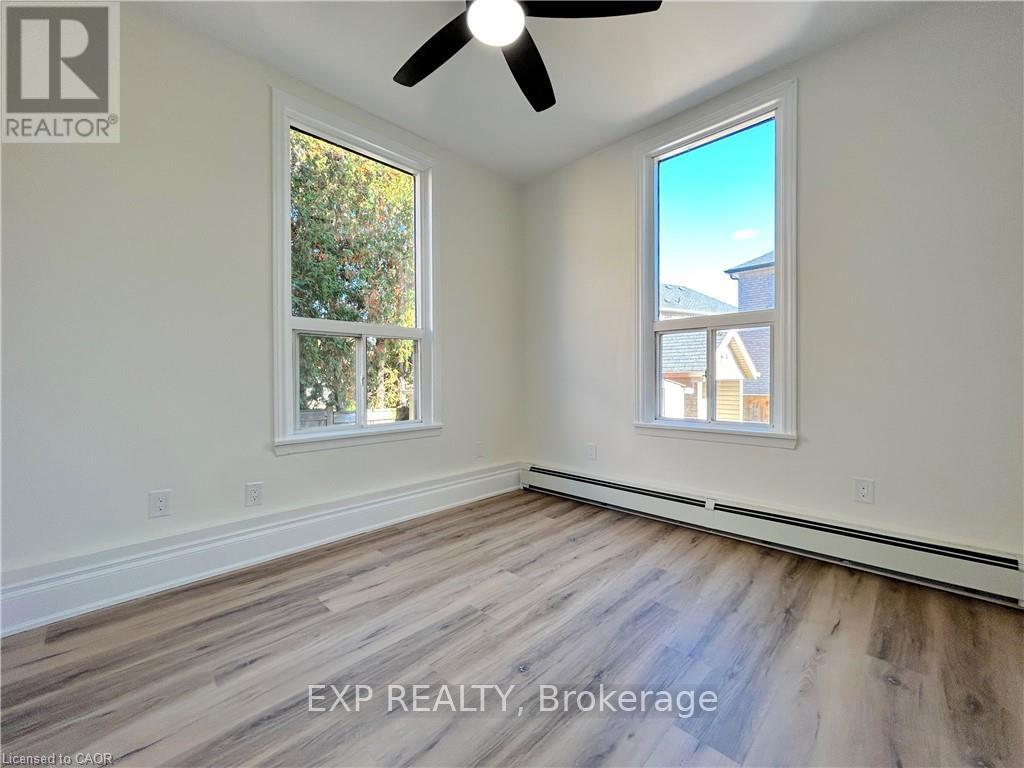 Upper - 526 Fifty Road, Hamilton, Ontario  L8E 5T4 - Photo 5 - X13045332