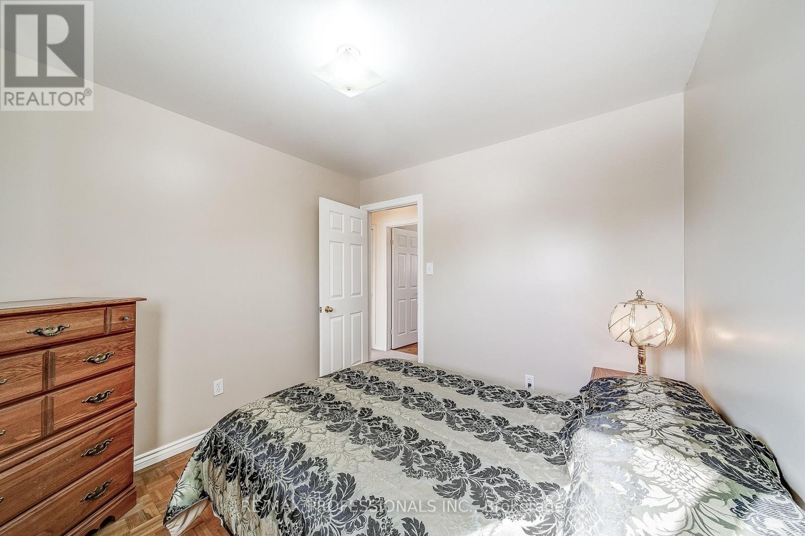 2 Agnes Street, Barrie, Ontario  L4M 2S2 - Photo 21 - S12908606