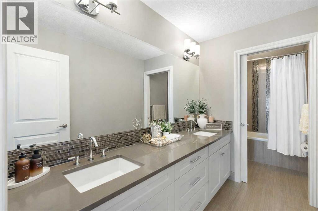 800 E Lakeview Road, Chestermere, Alberta  T1X 1R2 - Photo 23 - A2287110