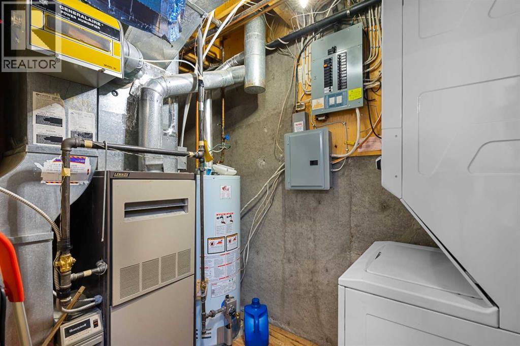 12 Edgedale Way Nw, Calgary, Alberta  T3A 2P8 - Photo 22 - A2304934