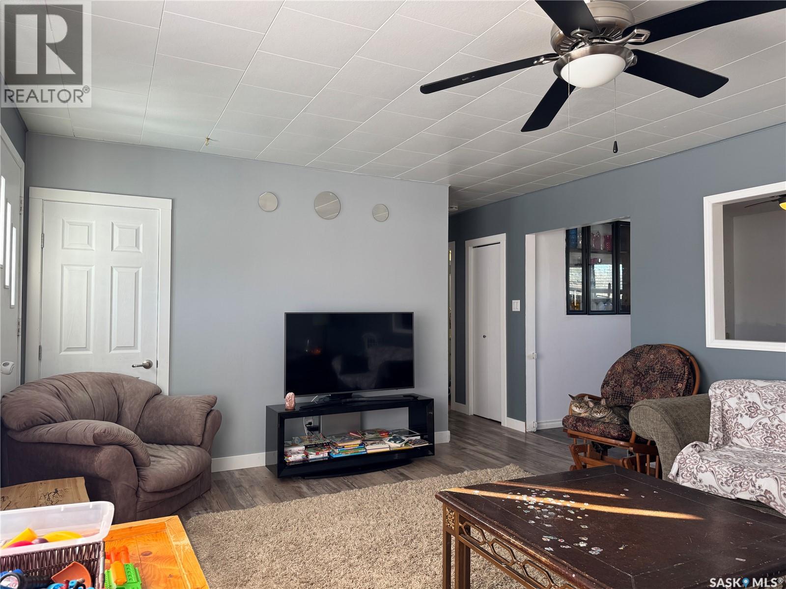 312 5th Street W, Wynyard, Saskatchewan  S0A 4T0 - Photo 11 - SK030039