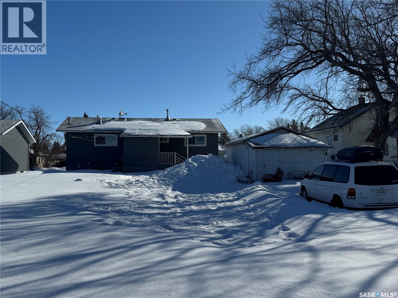 312 5th Street W, Wynyard, Saskatchewan  S0A 4T0 - Photo 29 - SK030039