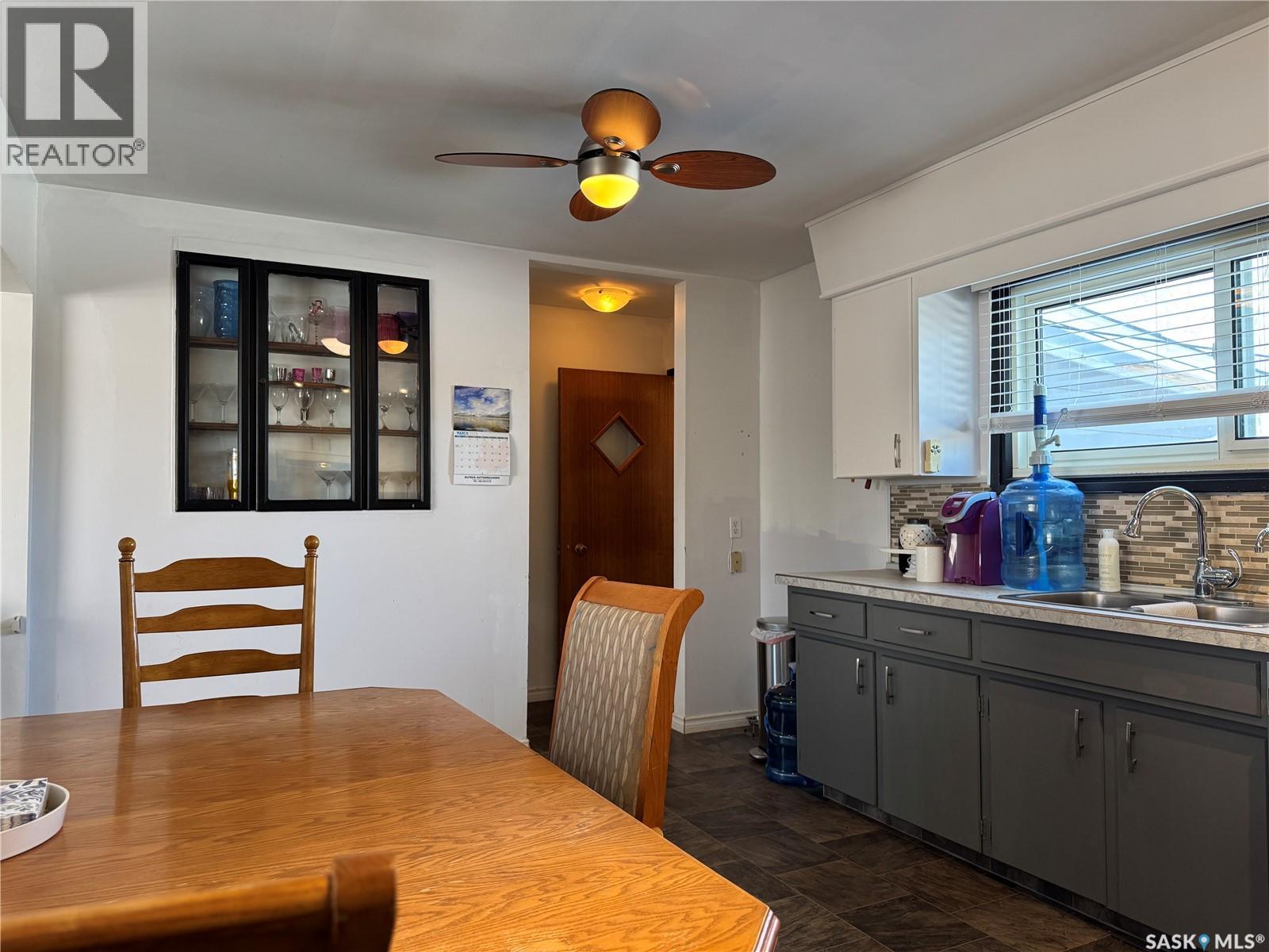 312 5th Street W, Wynyard, Saskatchewan  S0A 4T0 - Photo 5 - SK030039