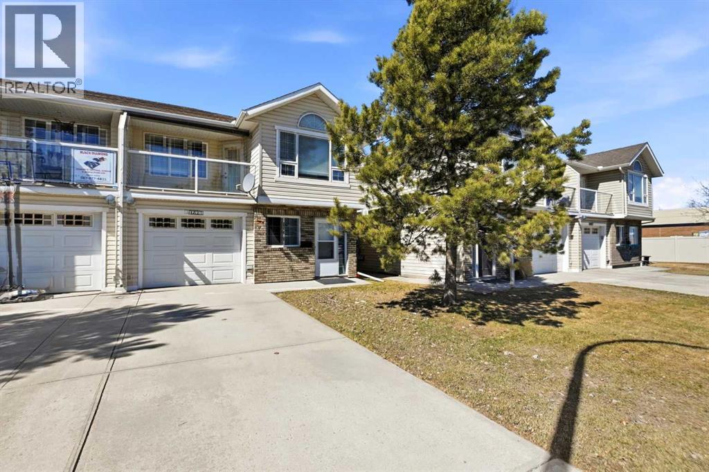 4823 45 Avenue, Innisfail, Alberta  T4G 1P3 - Photo 2 - A2304450