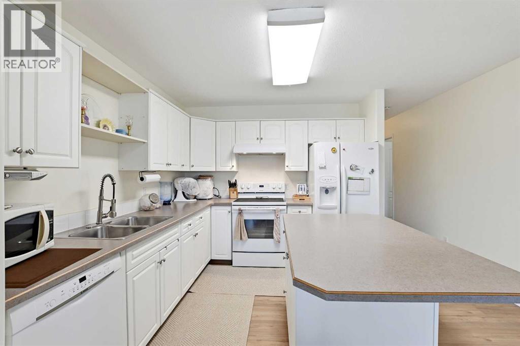 4823 45 Avenue, Innisfail, Alberta  T4G 1P3 - Photo 15 - A2304450