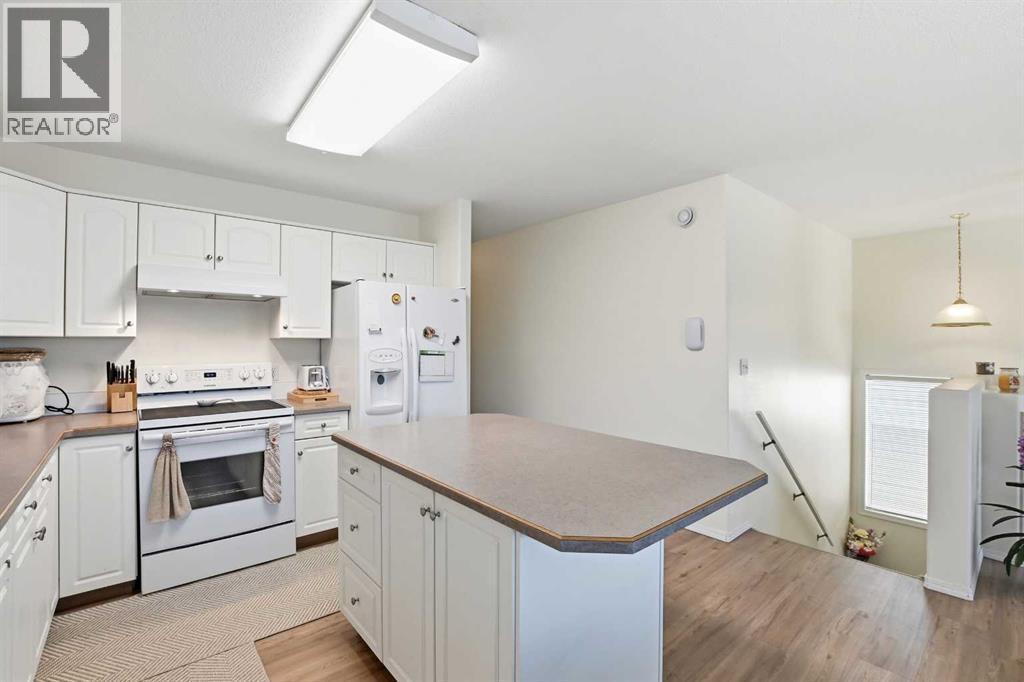 4823 45 Avenue, Innisfail, Alberta  T4G 1P3 - Photo 16 - A2304450