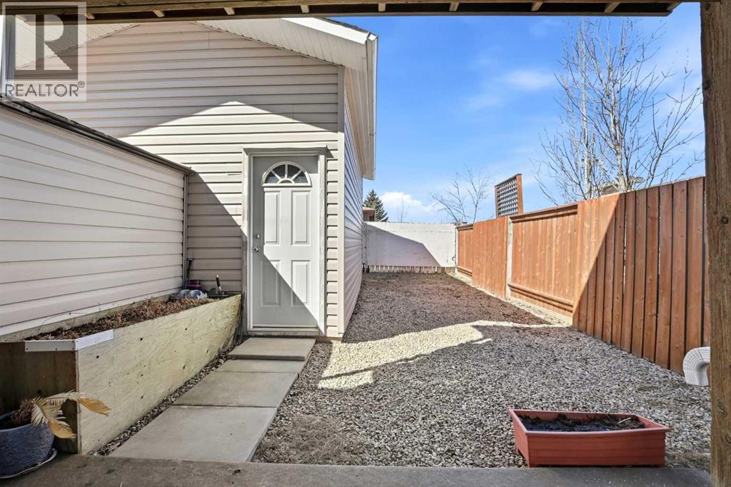 4823 45 Avenue, Innisfail, Alberta  T4G 1P3 - Photo 31 - A2304450