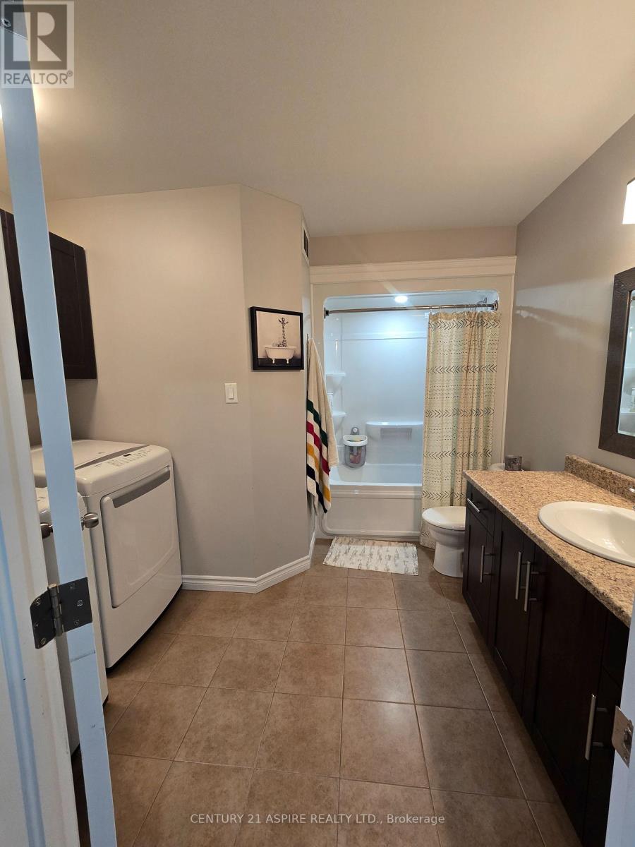 44 Winston Avenue, Petawawa, Ontario  K8H 0C1 - Photo 11 - X13045348