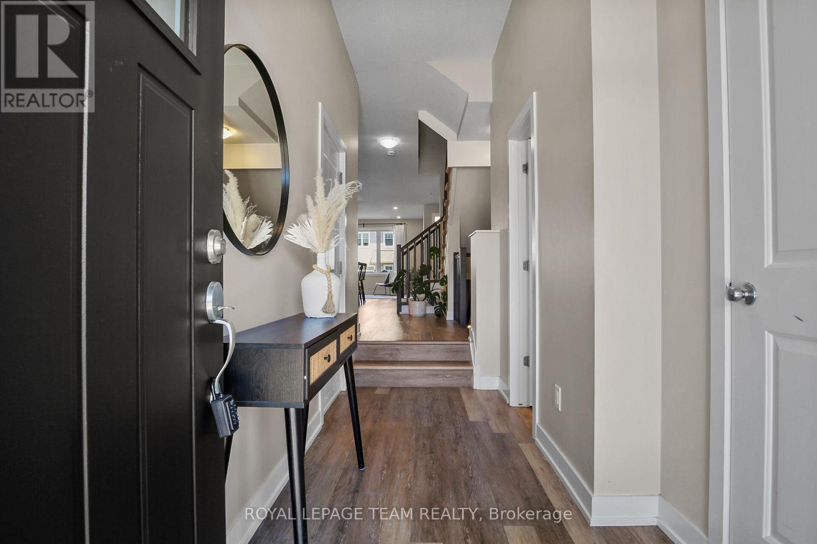 506 Edenwylde Drive, Ottawa, Ontario  K2S 2K4 - Photo 5 - X13045352